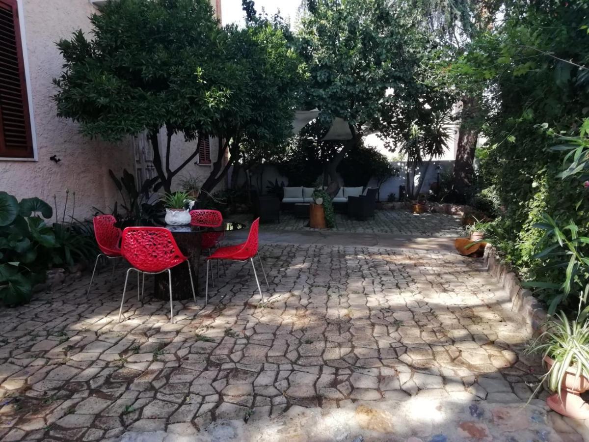 Zia Chiarina Bed & Breakfast San Nicolo Gerrei Ngoại thất bức ảnh