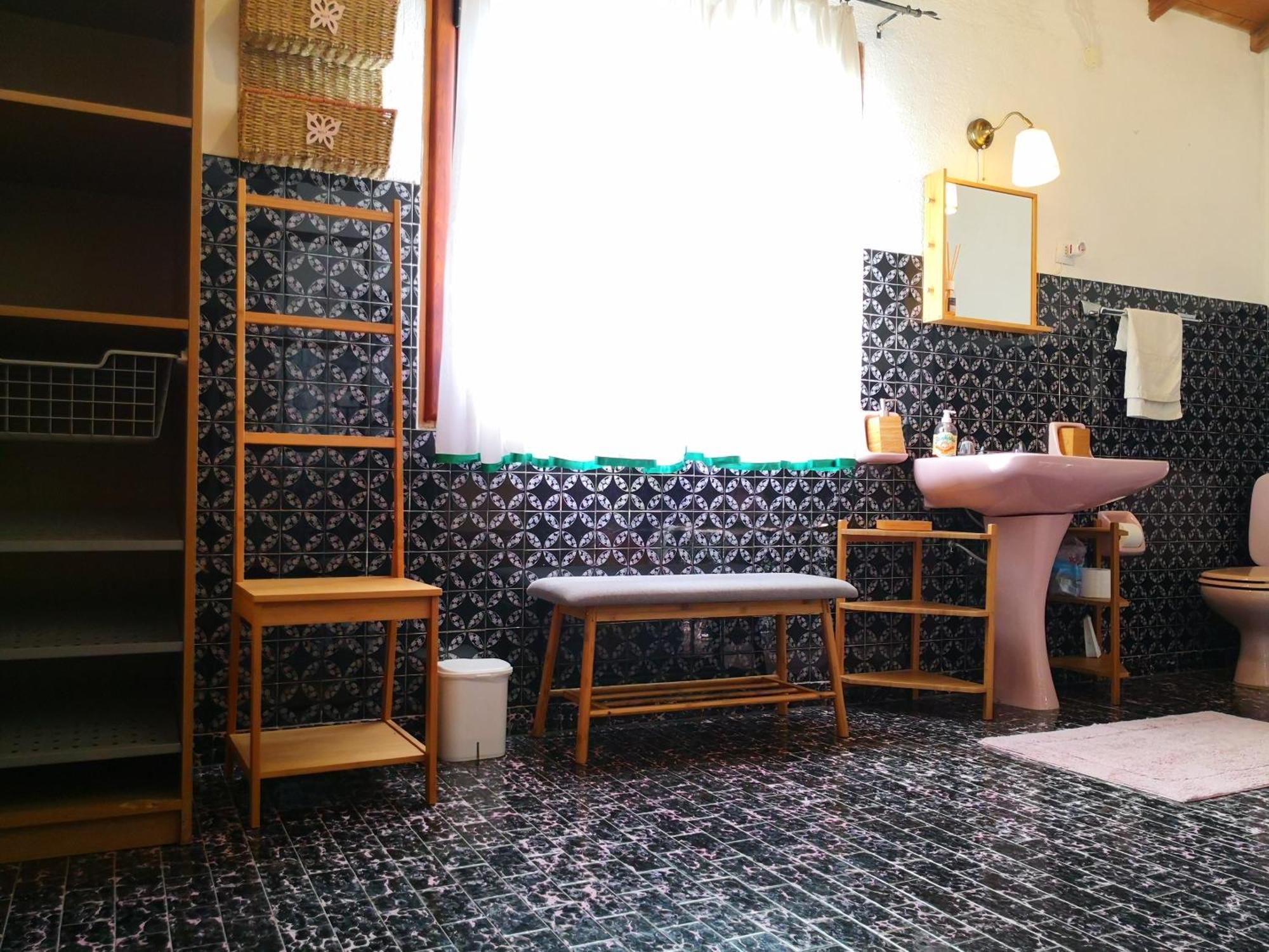 Zia Chiarina Bed & Breakfast San Nicolo Gerrei Phòng bức ảnh